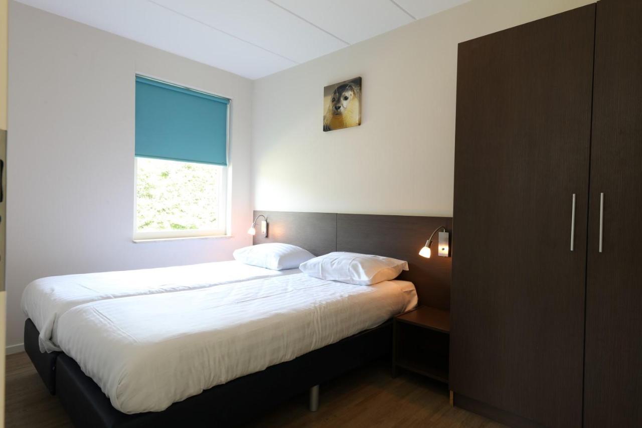 Vakantiepark Dennenoord 登堡 外观 照片