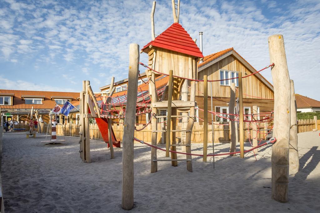 Vakantiepark Dennenoord 登堡 外观 照片