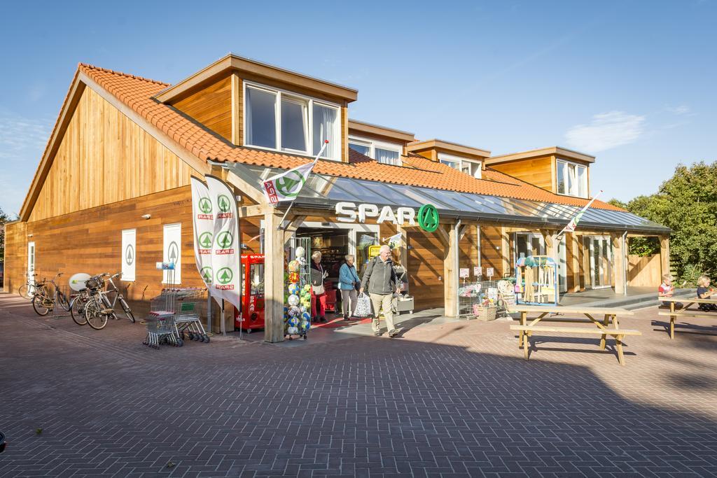 Vakantiepark Dennenoord 登堡 外观 照片