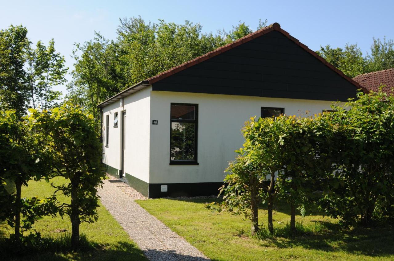 Vakantiepark Dennenoord 登堡 外观 照片