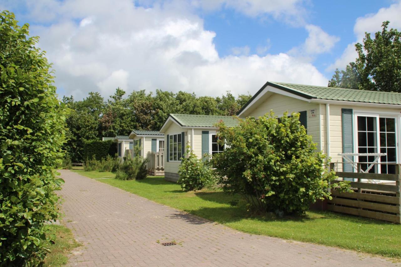 Vakantiepark Dennenoord 登堡 外观 照片